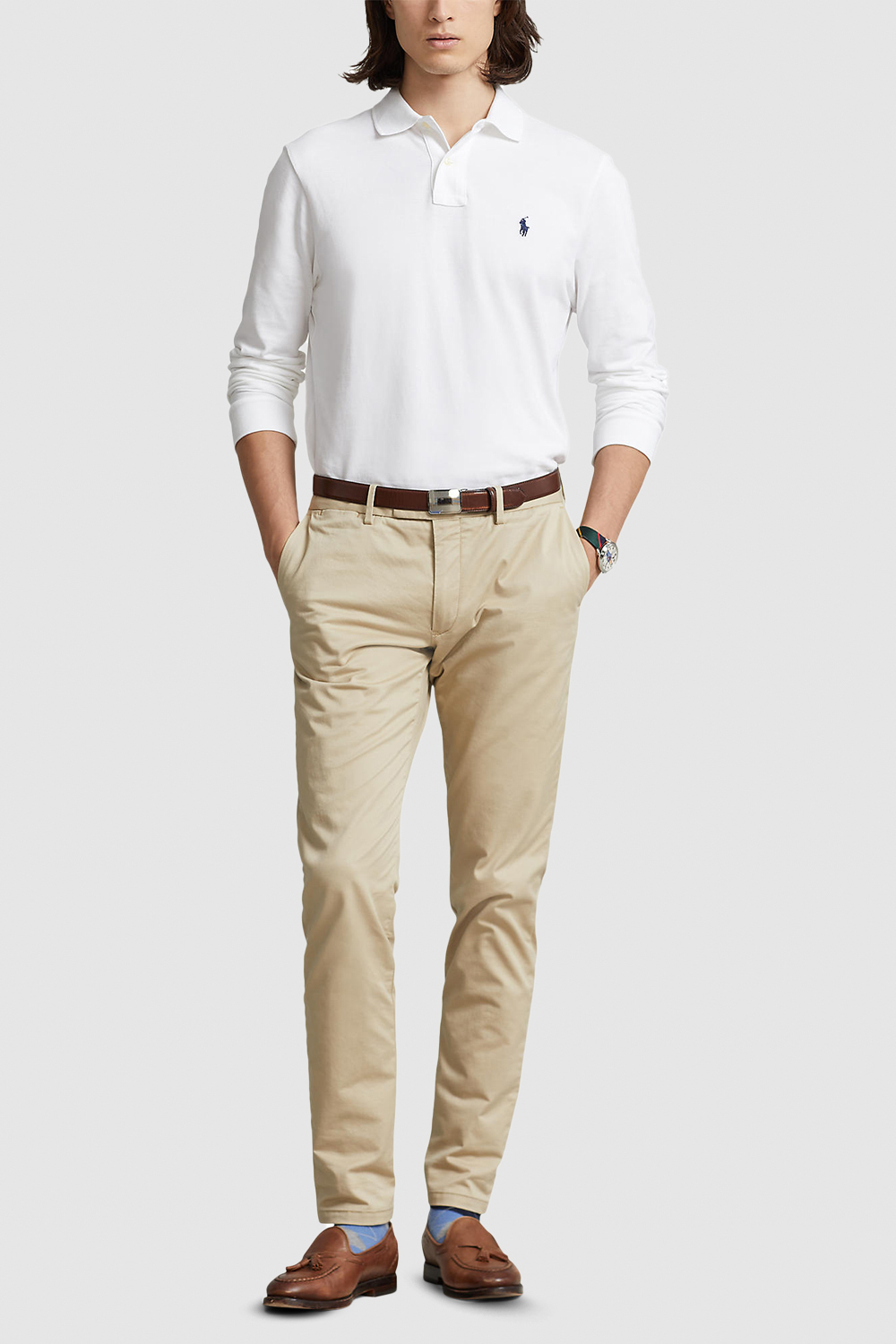 תמונת כל הלוק של חולצת פולו ארוכה